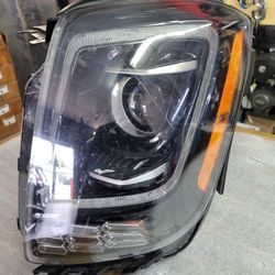 2020 - 22 - KIA TELLURIDE - LEFT - HEADLIGHT