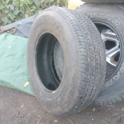 255/70/r17.  110s M&S Bridgestone dueller