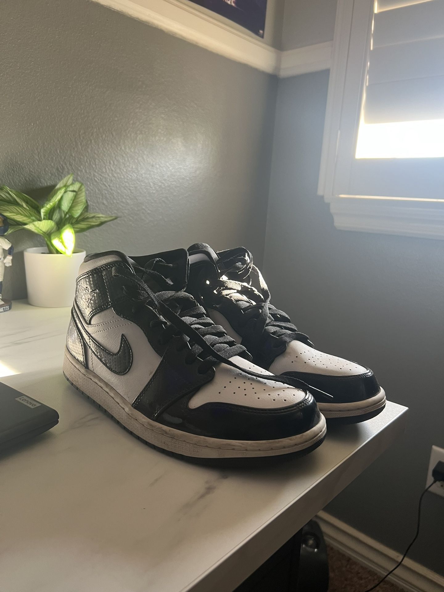 Black And White Jordan 1 Mids (Size 9.5)