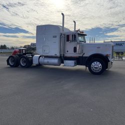 1996 Piterbilt 379