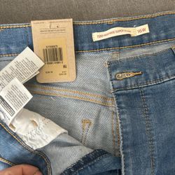 720 High rise Super Skinny Levis