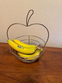 Apple-Shaped Metal Wire Fruit Basket