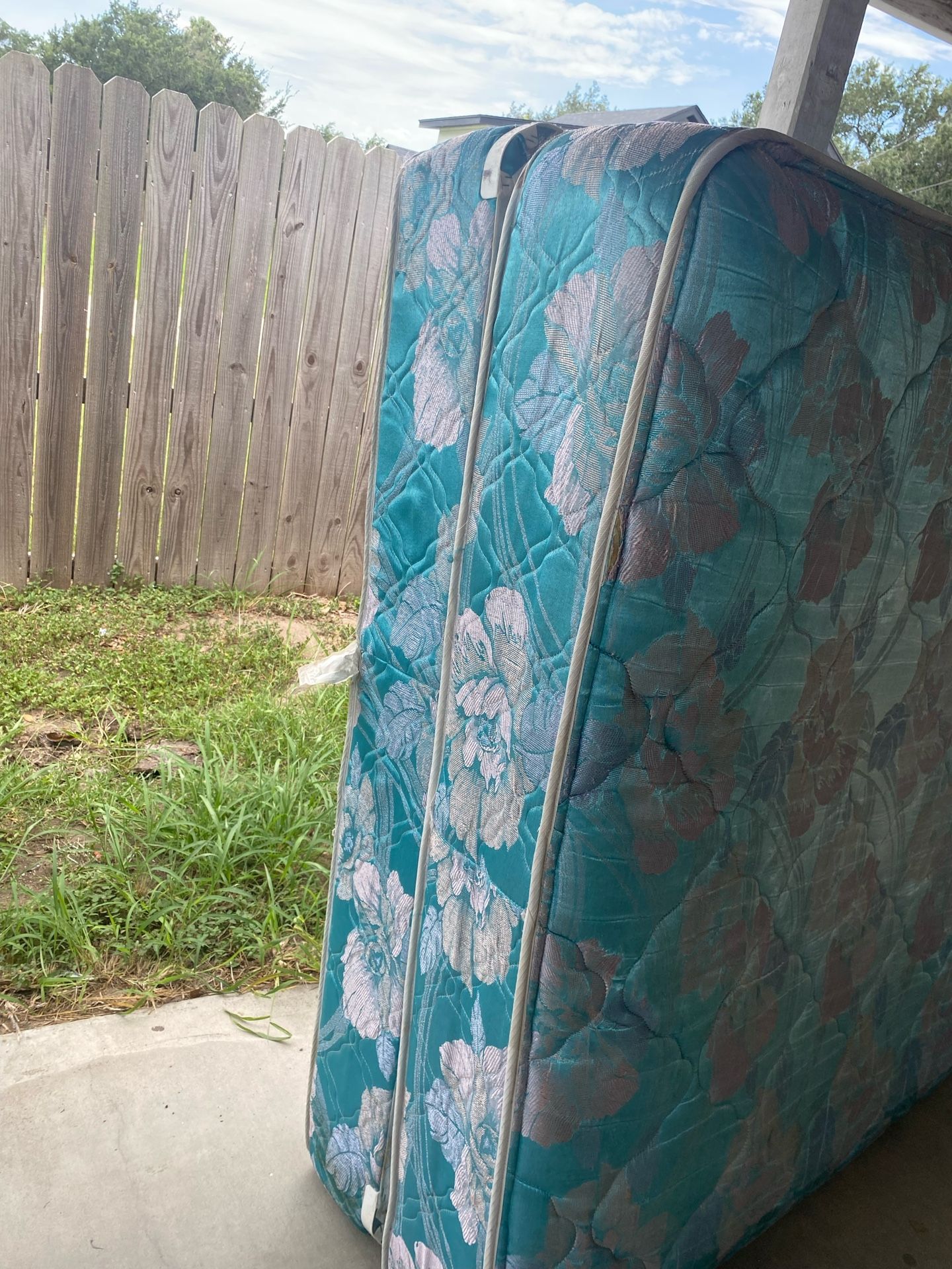 Bed mattress