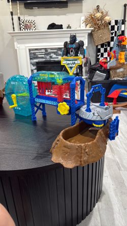 MONSTER JAM CAR WASH