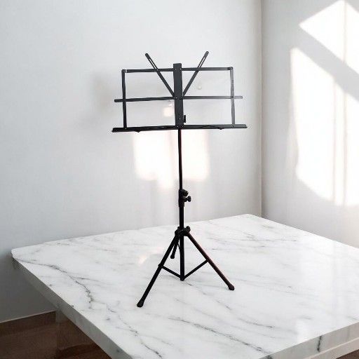 Adjustable music book stand