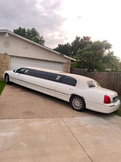 2005 Lincoln Town Car