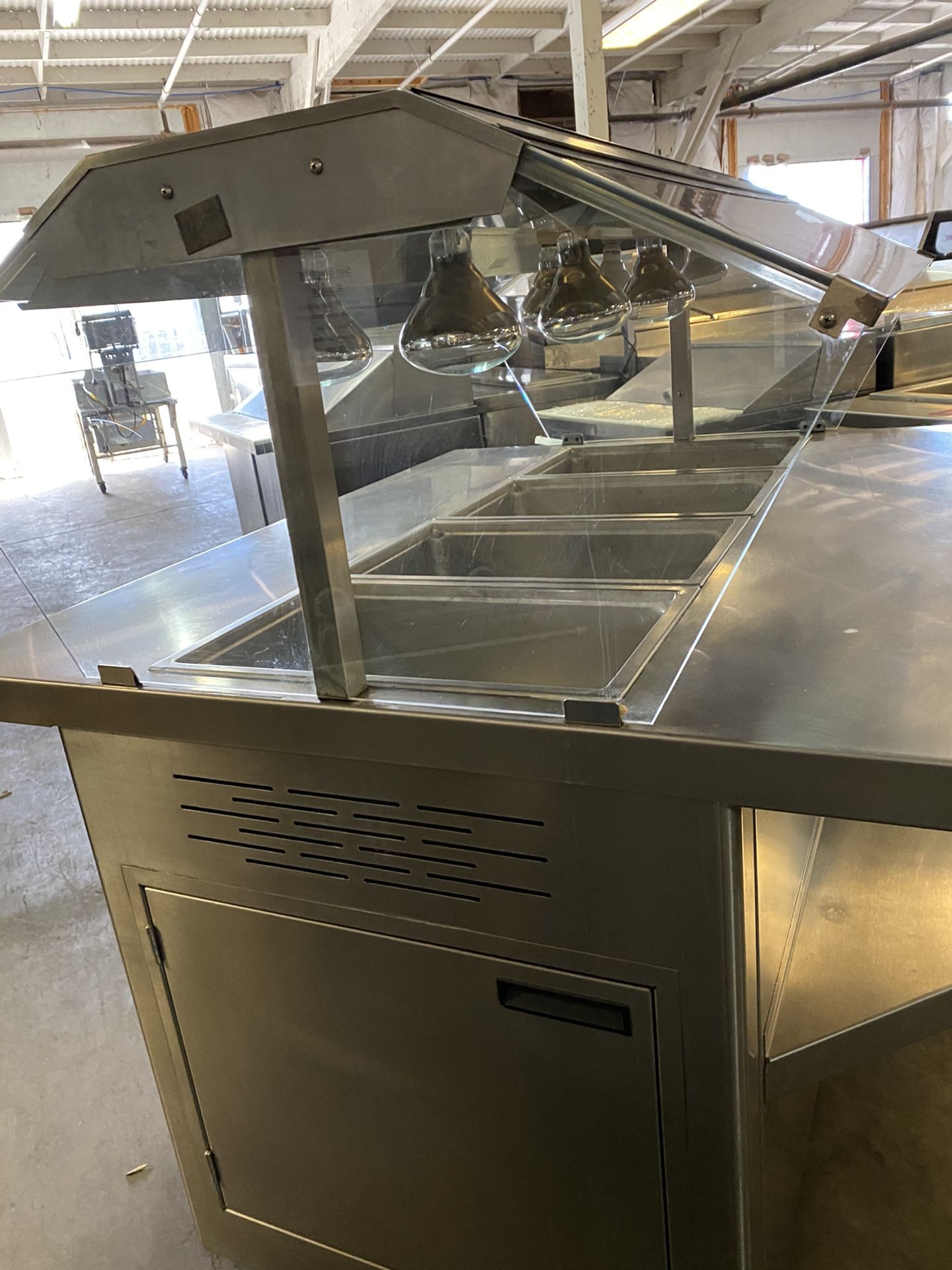 4 Well Hot food / buffet table for Sale in Phoenix, AZ OfferUp