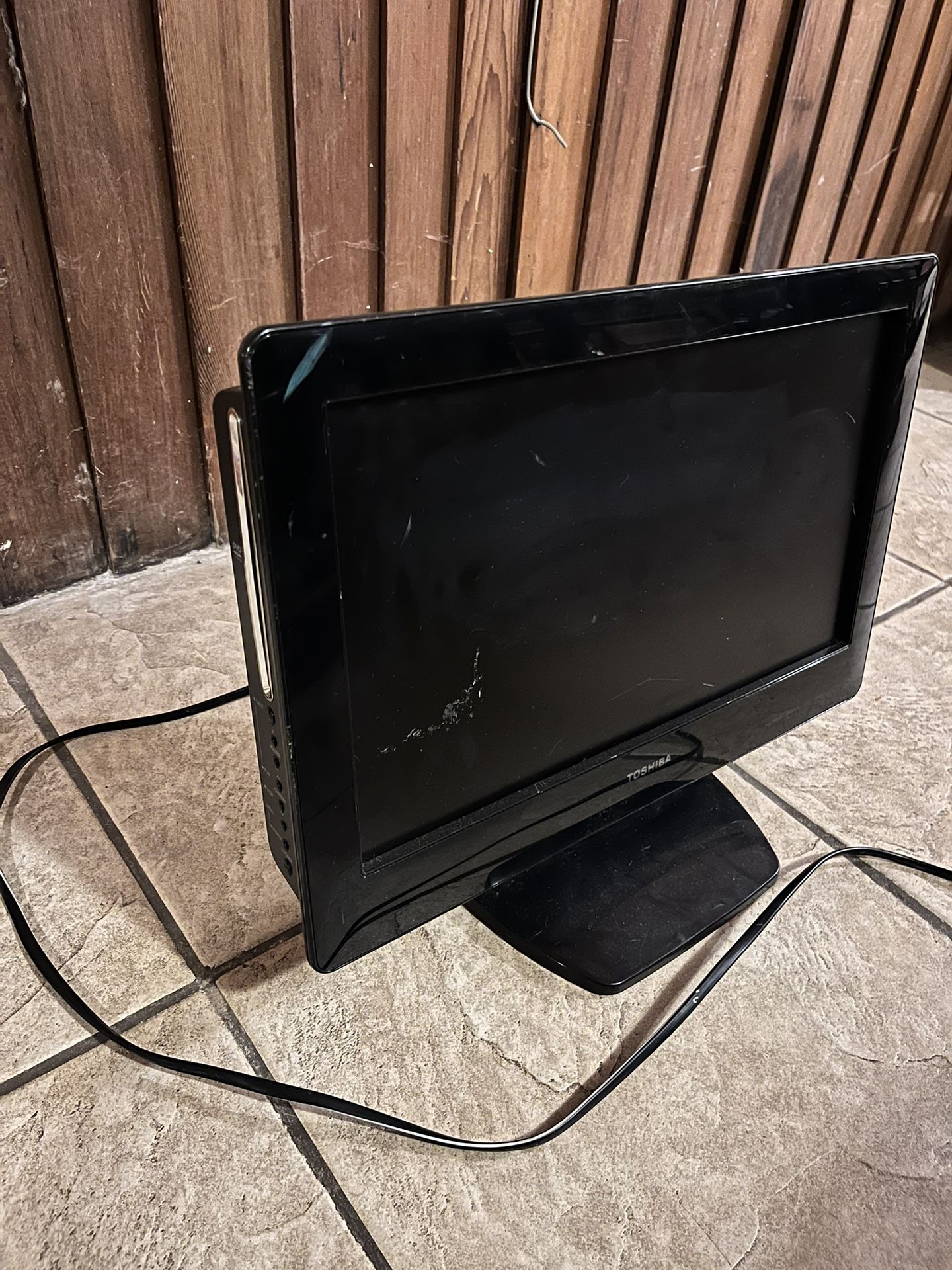 Free Toshiba TV Screen w/ Built-in DVD Player
