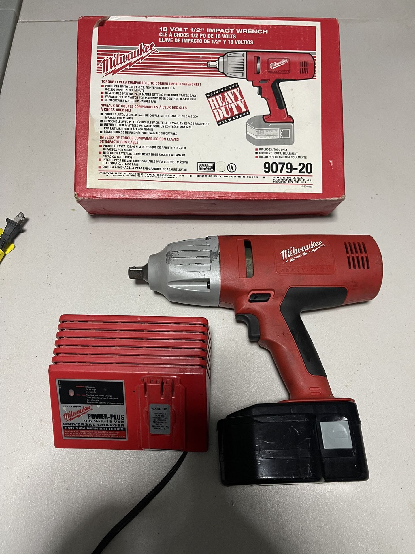 Milwaukee 18 V Power Plus Heavy Duty  1/2 In Impact Driver