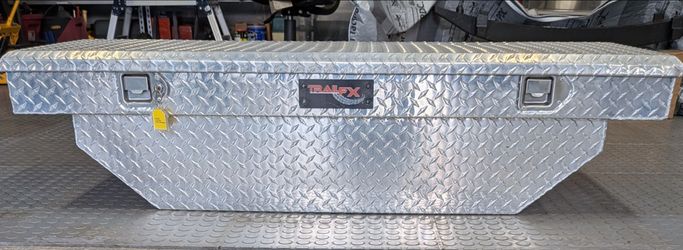 TrailFX  60" Aluminum Truck Tool Box with keys