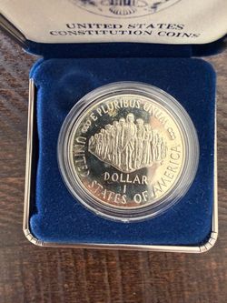 United States Constitution $1 Commemorative Dollar Coin, Modern Silver/Clad