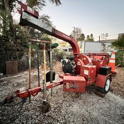 Morbark 2011 Wood Chipper