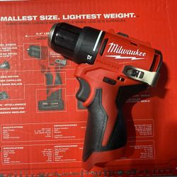 Milwaukee 3401-20 M12 12V 3/8" Subcompact Brushless Drill/Driver - Tool Only
