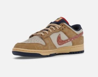 Nike Dunk Low Retro SE Sneakers