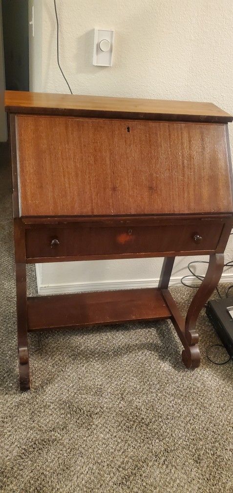 1901 to 1920 secretary desk