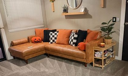 Living spaces leather brown sectional