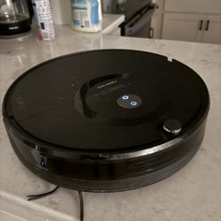 Roborock Robot Vaccum + Mop