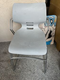 2 Chairs