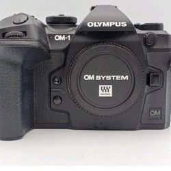NEW WITHOUT BOX-Olympus OM-1 22.9MP Mirrorless Digital Camera Body