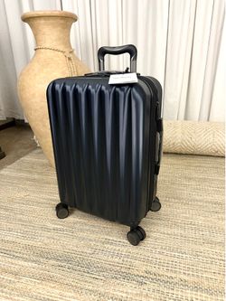 Ricardo Mono Lake Carry-on Luggage with Packing Cube