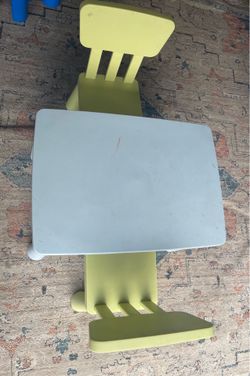 Kids Table & 2 Chairs Set