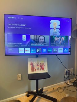 Hisense 50” 4K Smart TV + Rolling TV Stand