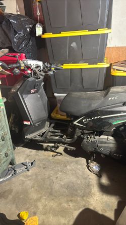 Falcon 150 Scooter