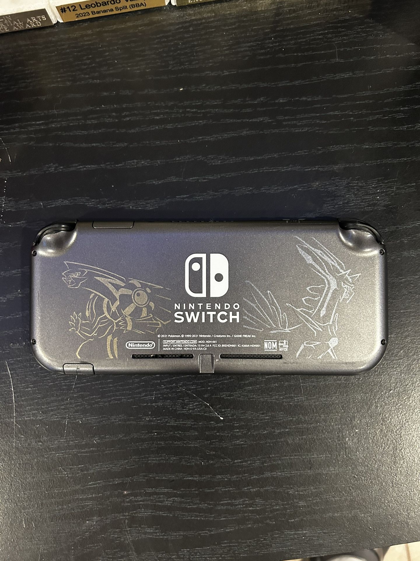 Nintendo Switch Lite Dialga & Palkia Edition