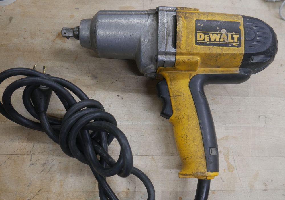 DEWALT IMPACT WRENCH DW292 PRE OWNED 880544-1