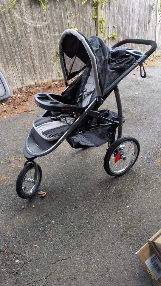 FREE Graco Jogging Stroller