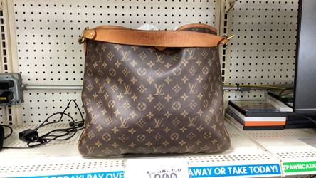 Louis Vuitton delightful GM purse authenticated by Entrupy