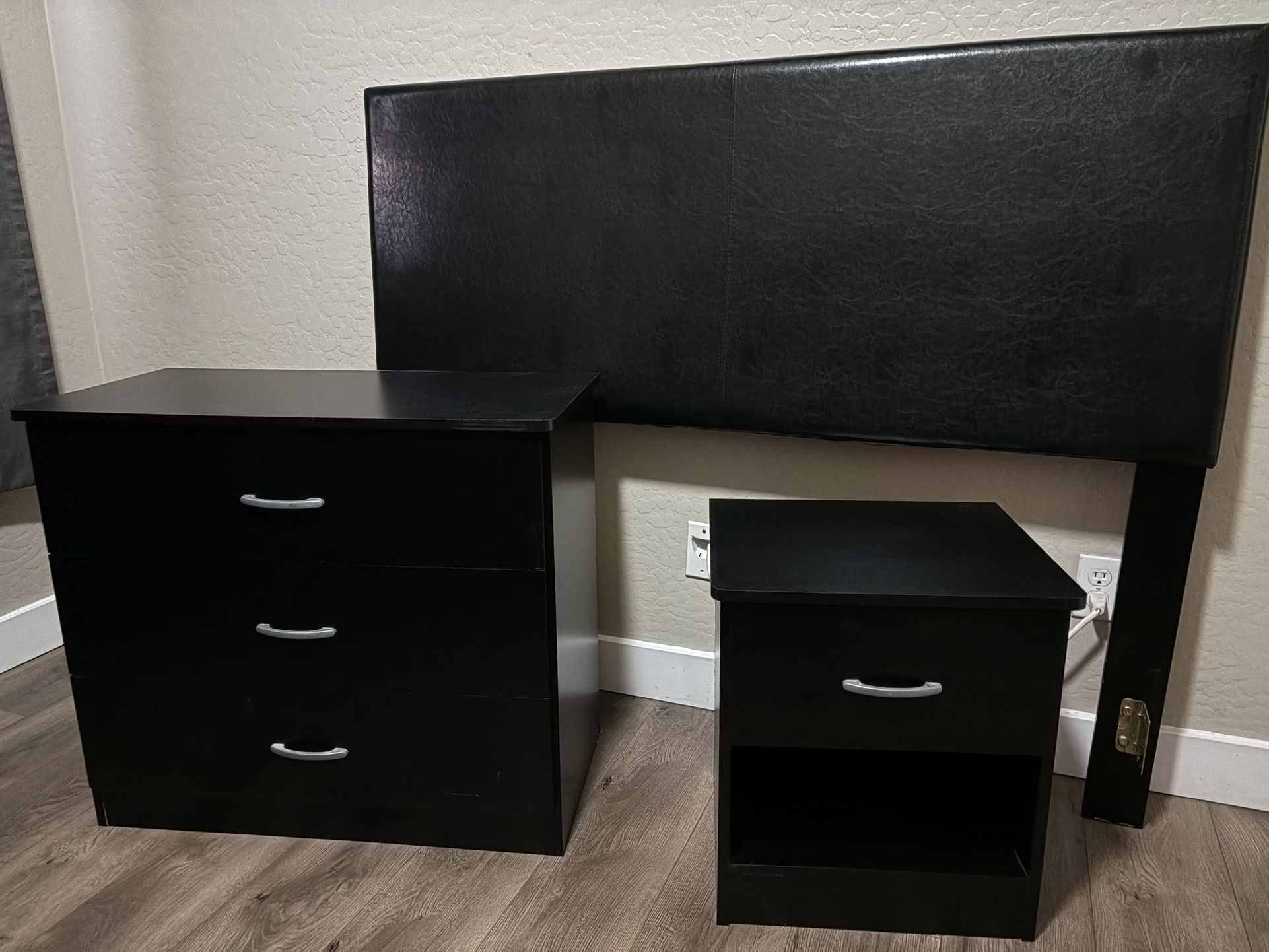 Black Bed Set (full)