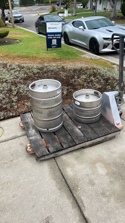 Empty kegs
