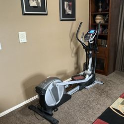 Pro-Form Smart Strider 735 Elliptical
