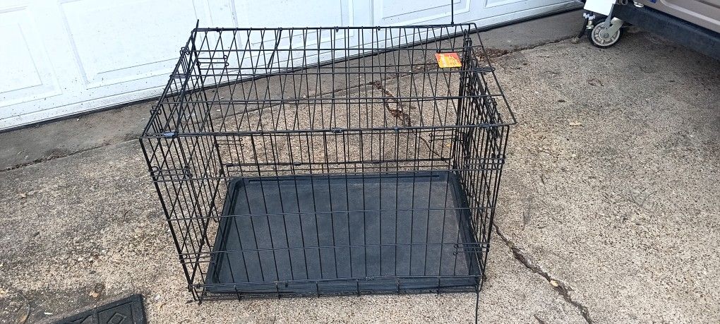 Dog Cage 30 Long 22 Tall 19 Wide