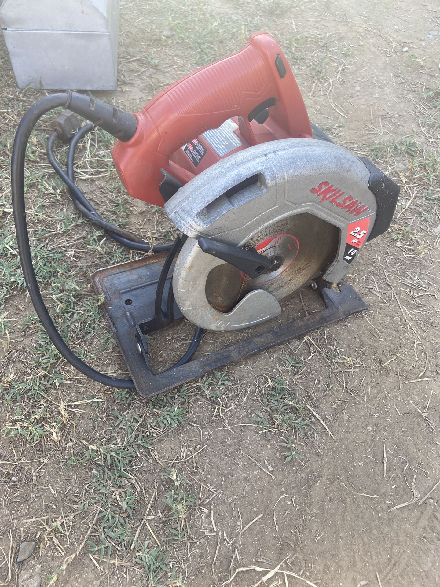 Saw
