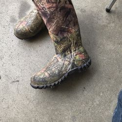 Mossy Oak Muck Boots