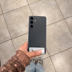 SAMSUNG S25 FE ATT/CRICKET