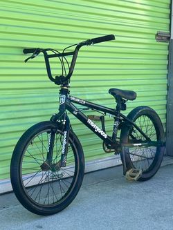BMX  Mongoose Brawler bike