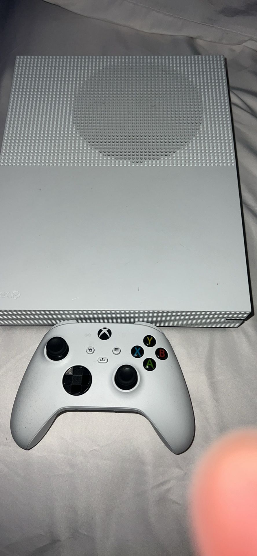 Xbox One S