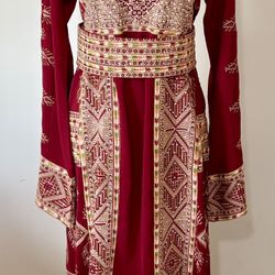 Traditional Palestinian Thobe 