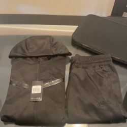 Men’s Black Nike Tech Tracksuit