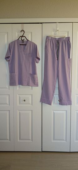 Lavender Scrub Set (Womens M)
