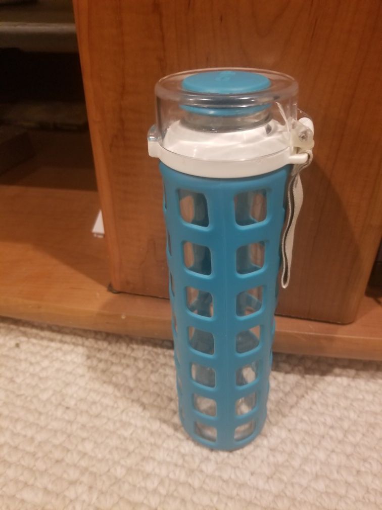 Glass waterbottle - Ello