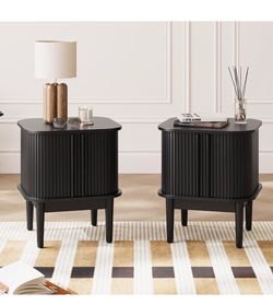 Fluted black side