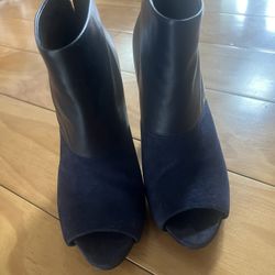 Angle boots