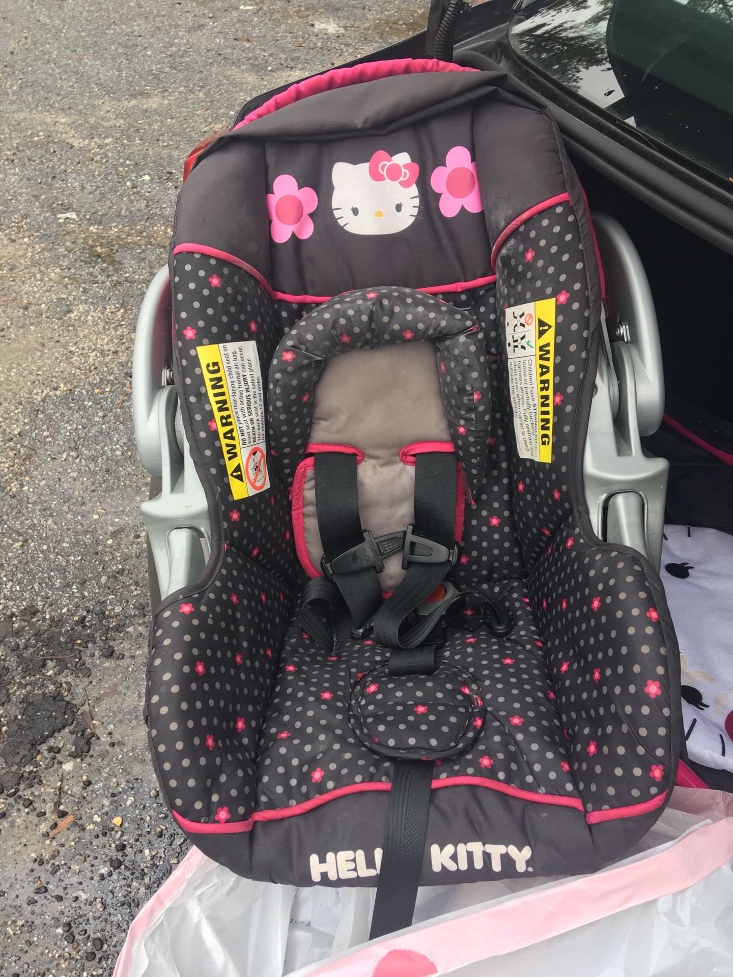 Hello Kitty Infant Seat