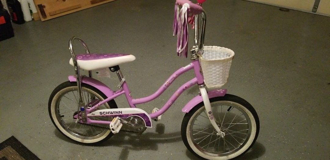 16 inch Schwinn Girls Bicycle Virtually New!