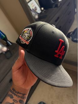 La fitted hat