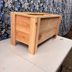 Natural Cedar Planter